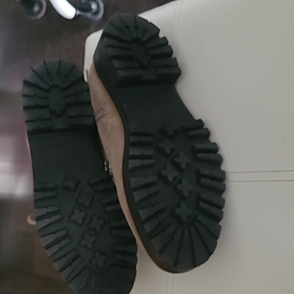 American Eagle boots - Picture 5 of 8